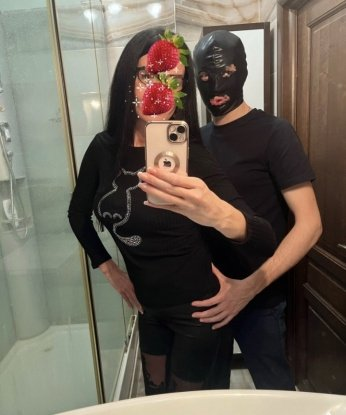 Живу в Москве, и готова почувствовать и удовлетворить твои самые сокровенные желания. Мое опытное тело и умение доставить удовольствие подарят тебе незабываемые моменты. В моих услугах включено все, что ты можешь только пожелать: классический и эротический массаж, оральный секс, анал и многое другое. Позволь мне показать тебе все свои возможности и стать для тебя идеальной компаньонкой. Отзывы моих клиентов говорят сами за себя – они в восторге от наших встреч. Пришли мне свое фото и убедись в моей красоте сам! Будем наслаждаться вместе. 😉 Зинаида